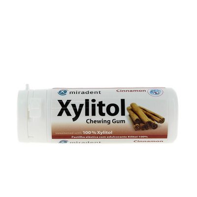 XYLITOL CHICLE SABOR CANELA BOTE 30 Ud x 30 gr